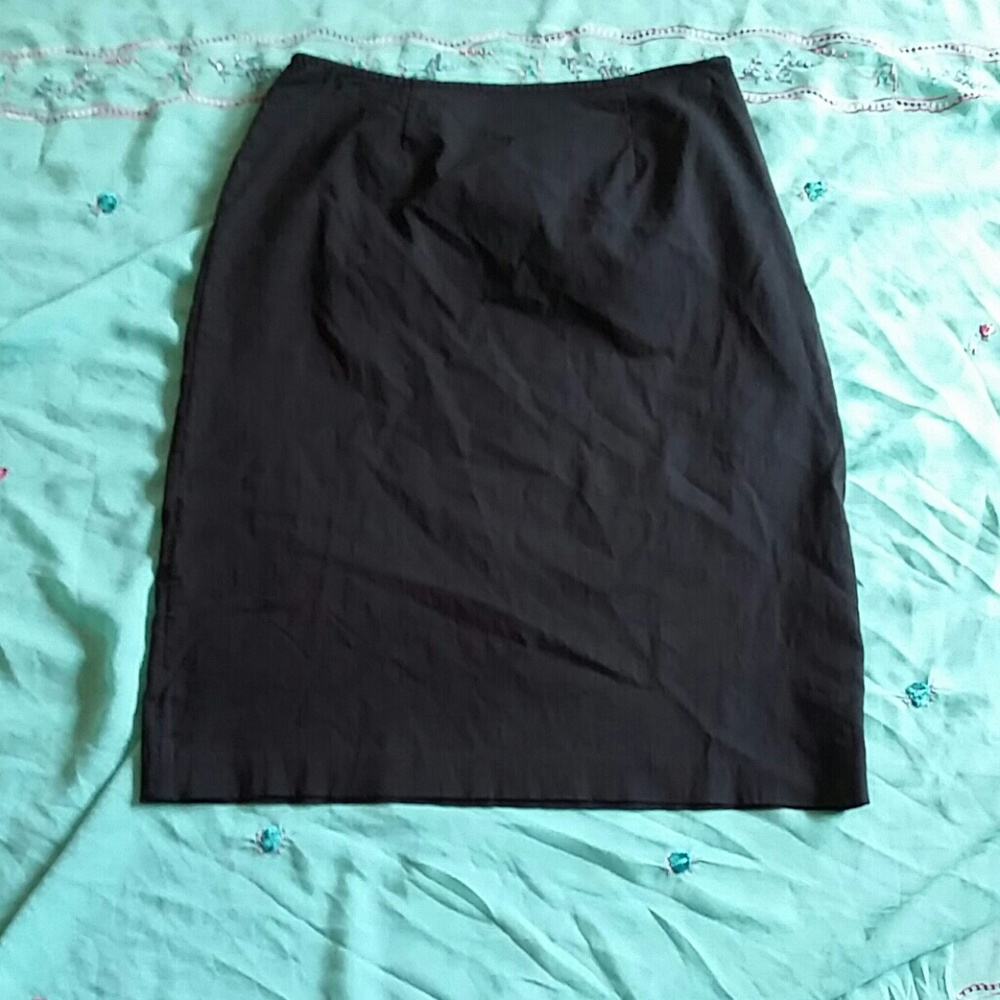 Perfect pencil skirt by Express
